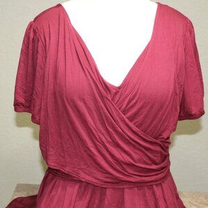 Torrid Women's Top 3X Burgundy Rayon Spandex Puff Sleeve Surplice New